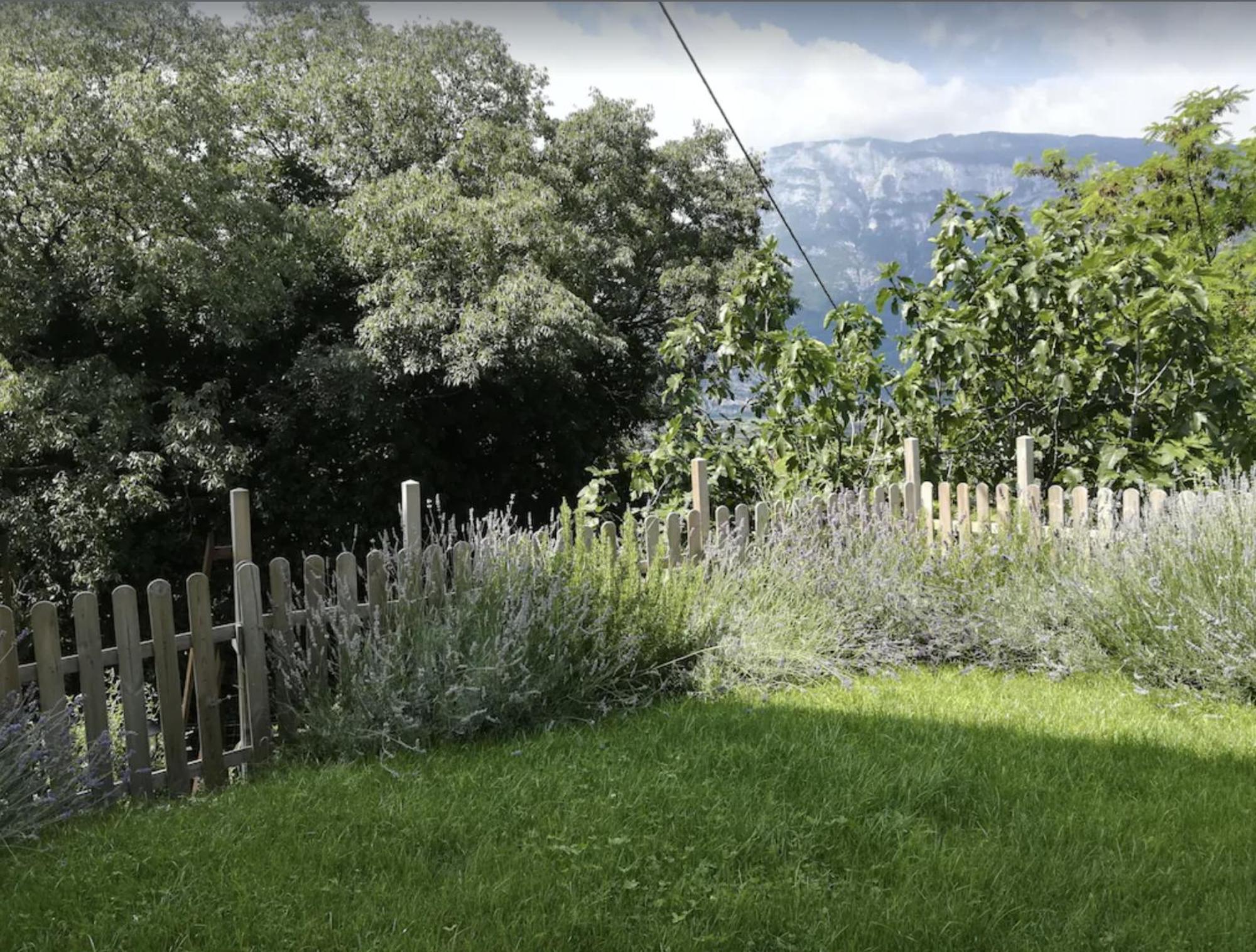Cottage Lavanda E Rosmarino ลาวิส ภายนอก รูปภาพ